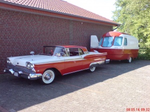 14274307_1782229578708408_1318139227_o