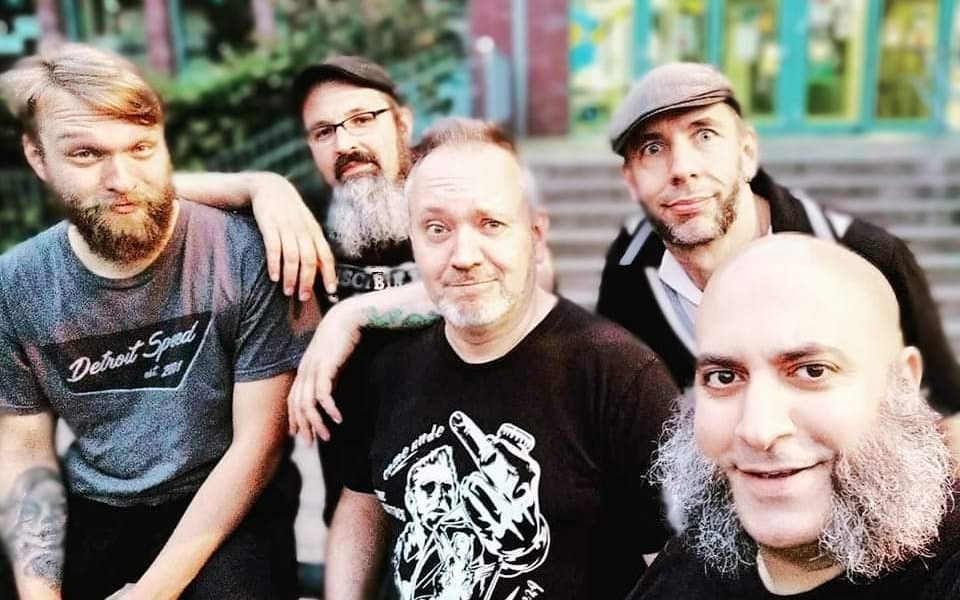 auf ein Bier mit The Lunatics